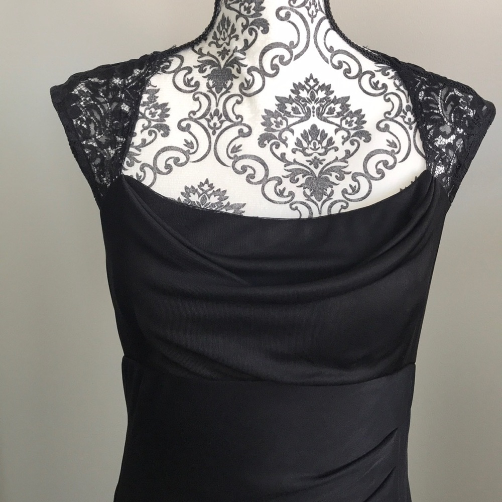 Black formal long gown w/stretch and lace